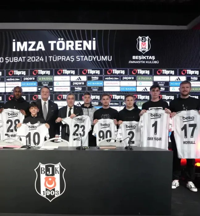 Beşiktaş'tan imza töreni!