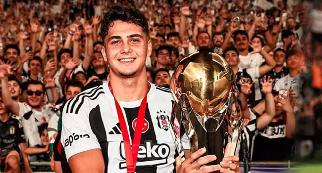 Mustafa Hekimoğlu kadrodan çıkartıldı