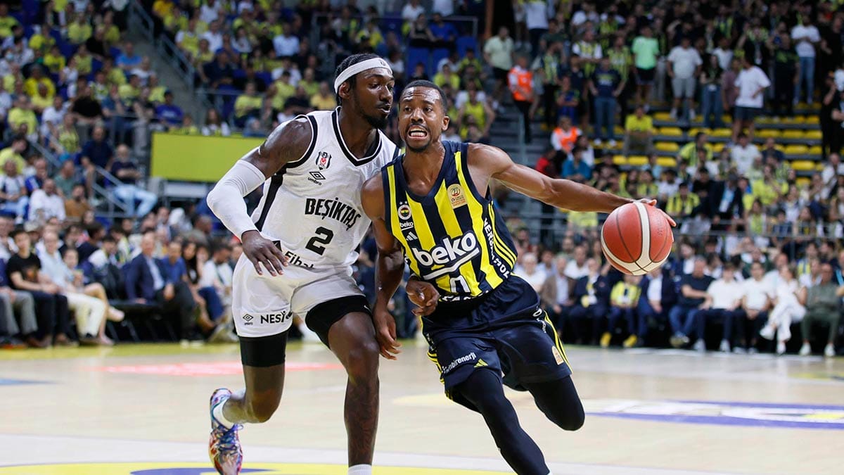 Beşiktaş Fibabanka’ya play-off boyunca ceza yağdı!