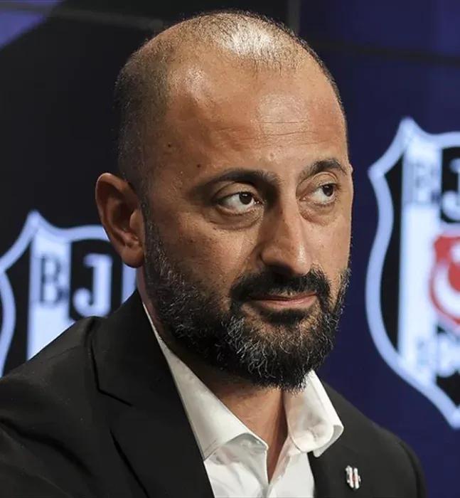 Beşiktaş'ta şok istifa!