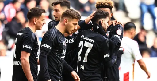 Beşiktaş’ta büyük operasyon! 5 isim hariç herkes satış listesinde