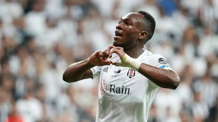 Beşiktaş’ta ayrılık resmen açıklandı!