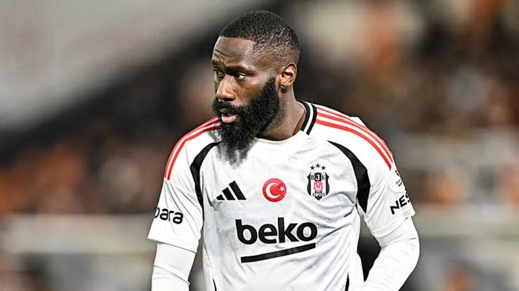 Beşiktaş, Arthur Masuaku ile yollarını ayırdı!