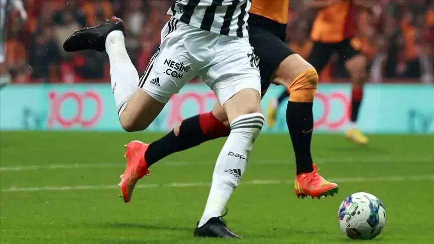 Dev derbide 20 futbolcu ilk kez sahne alacak!