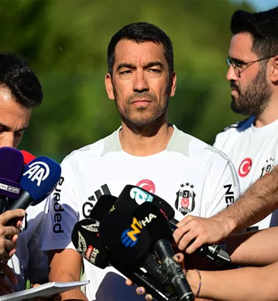 Bronckhorst ve Necip Uysal'dan açıklamalar!