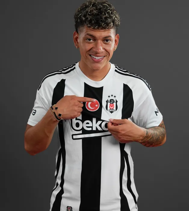 Elan Ricardo: "Beşiktaş’ın teklifini hiç düşünmeden kabul ettim"