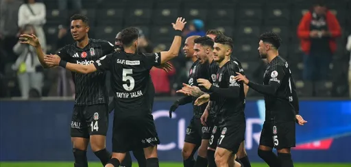 Beşiktaş, Galatasaray'a karşı taraftarı önünde üstün!