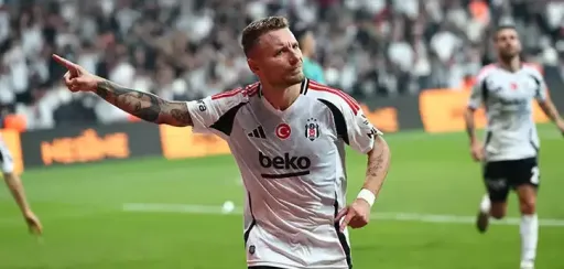 Ciro Immobile’den taraftarı çileden çıkaran hareket! “Formayı giymeye utanmış”