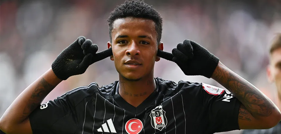 Solskjaer'den sürpriz Keny Arroyo kararı!