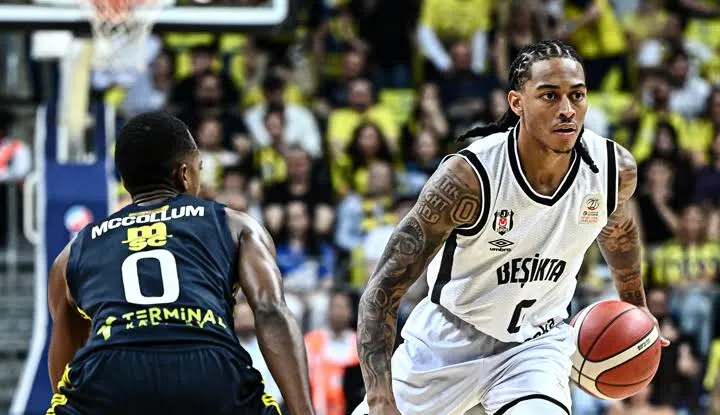 Beşiktaş Fibabanka 98-77 Fenerbahçe Beko
