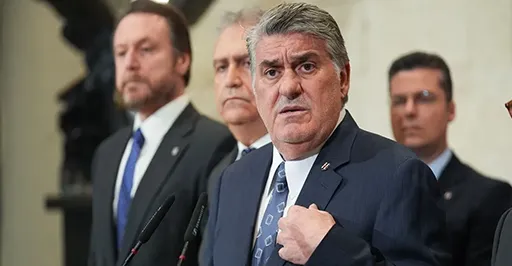 Serdal Adalı Divan Konuşmasını Tamamladı: “Beşiktaş’ın Borcunu da Kaderini de Yine Beşiktaşlılar Belirleyecek”