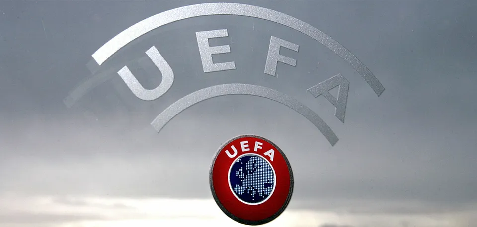 Üç Büyüklerden Koltuksuz Tribün Hamlesi! UEFA’dan Şimdilik Ret Geldi