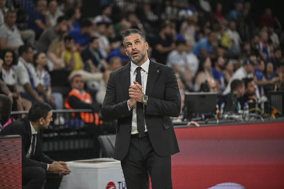 Alimpijevic Sözünü Tuttu: Efes Nefes Nefese Kaldı!