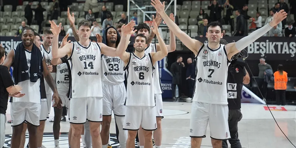 Fenerbahçe – Beşiktaş final serisinde ikinci raunt!