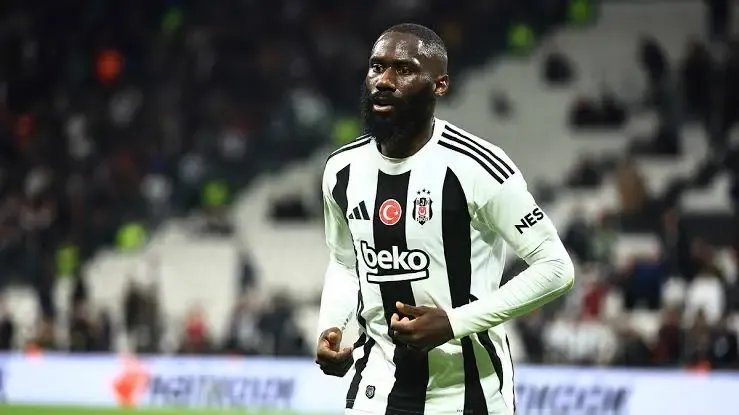 Sergen Yalçın sol bek raporunu yönetime sundu!