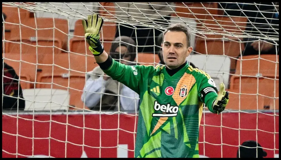 Beşiktaş’ın Kalecisine Süper Lig’den Beklenmedik Talip!