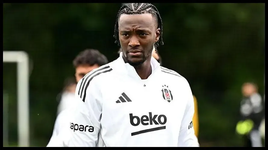 Beşiktaş’ta sürpriz ayrılık operasyonu! Bileti kesildi!