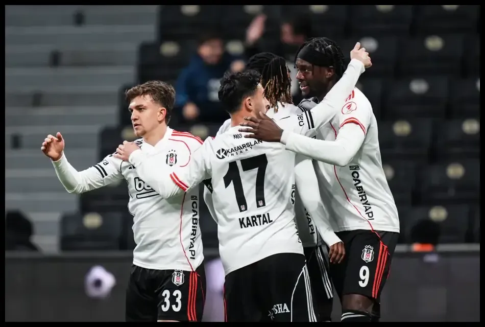 Beşiktaş'ın Kayserispor Maçı İçin Muhtemel 11'i Belli Oldu!