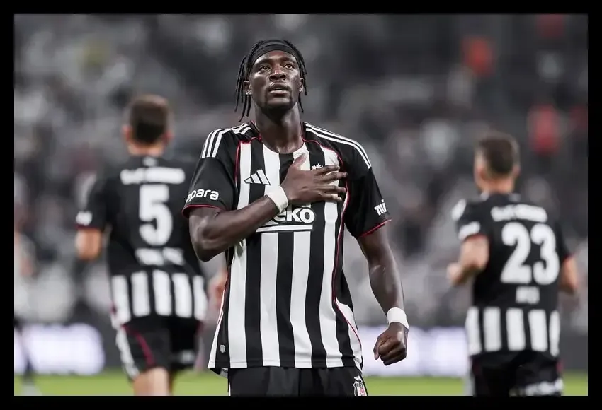Beşiktaş'ın Yıldızına İngiltere'den Resmi Teklif Geldi!