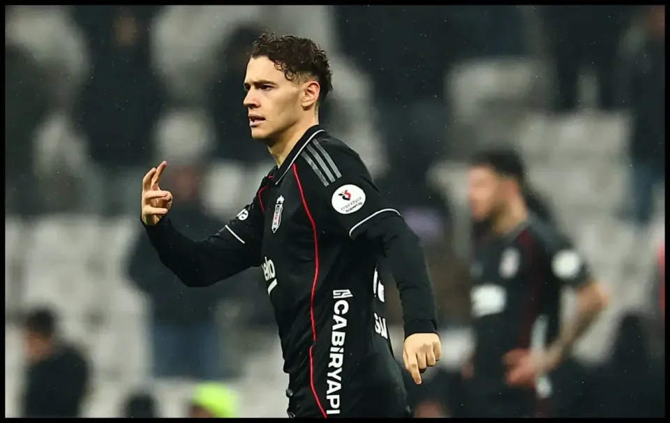 Emirhan İlkhan’dan Asllani’ye Övgü: “Tekniği Üst Düzey, Karakteri Çok Düzgün!”