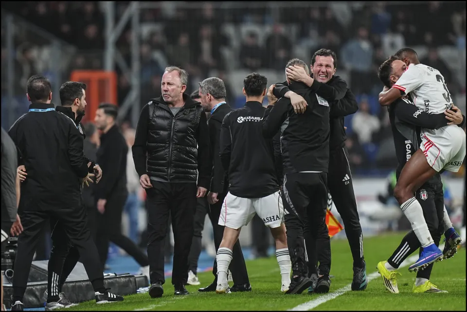 Sergen Yalçın'dan Başakşehir Maçı Sonrası Açıklamalar!