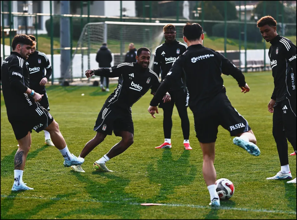 Beşiktaş, Galatasaray Derbisi İçin Hazırlıklarını Tamamladı!