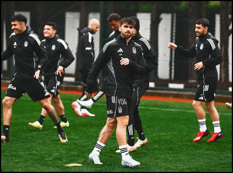 Beşiktaş'ta Fenerbahçe Derbisi İçin Hazırlıklar Devam Ediyor!