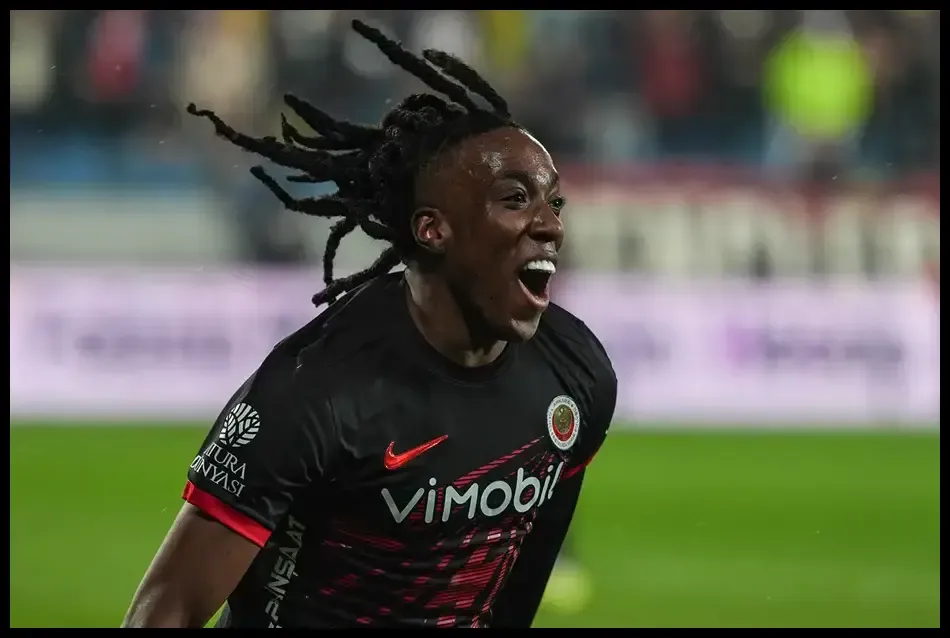 Beşiktaş’tan Orta Sahaya Sürpriz Hamle!