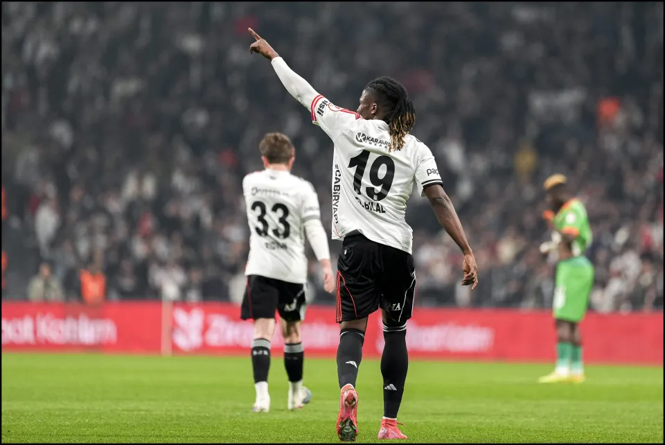 Beşiktaş, El Bilal Touré İçin Pazarlıklara Başlıyor!