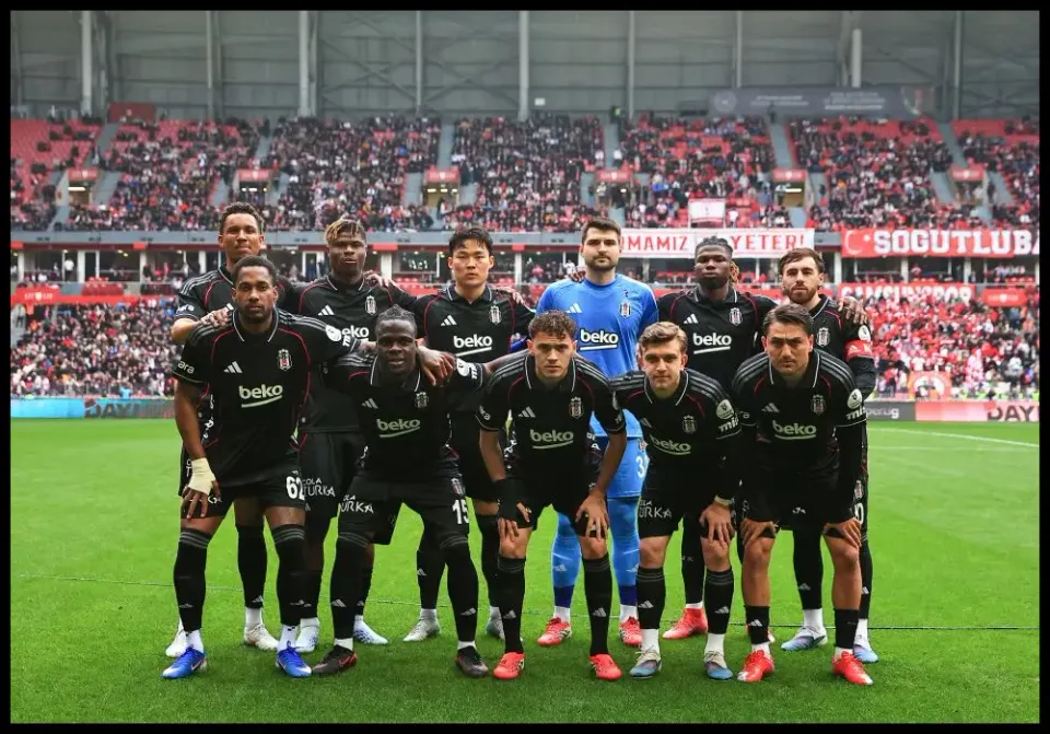 Beşiktaş'ın Alanyaspor Maçı İçin Muhtemel 11'i Belli Oldu!