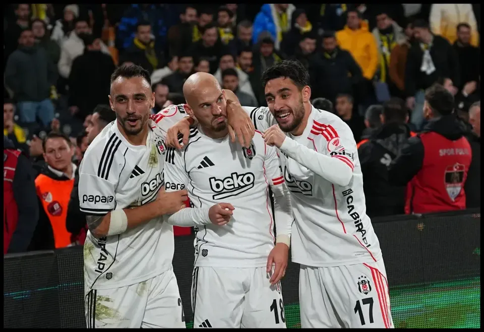 Fenerbahçe - Beşiktaş Derbisinin VAR Hakemi Belli Oldu!