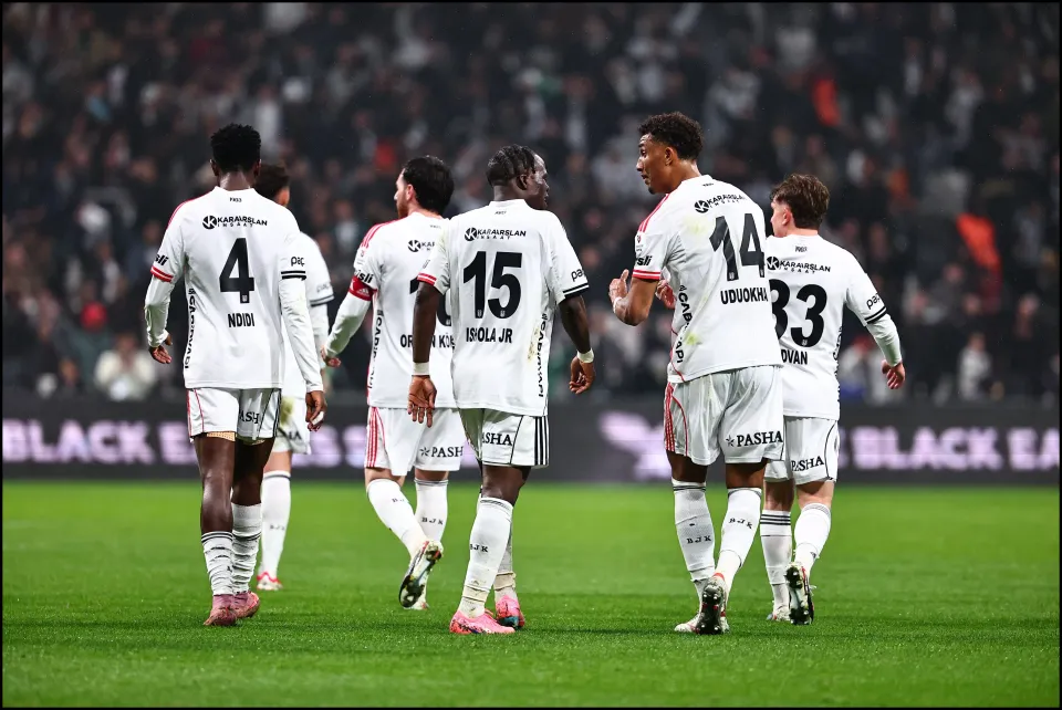 Beşiktaş'ın İlk 11'i Belli OIdu!