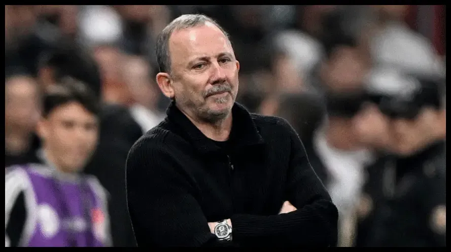 Beşiktaş’ta Ayrılık Listesi Netleşiyor!