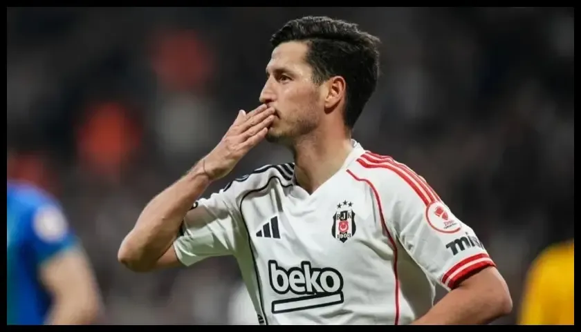 Beşiktaş'ta Salih Uçan İçin Ayrılık İhtimali Güçleniyor!