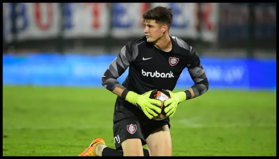 Beşiktaş'tan Paraguaylı File Bekçiye Yakın Takip!
